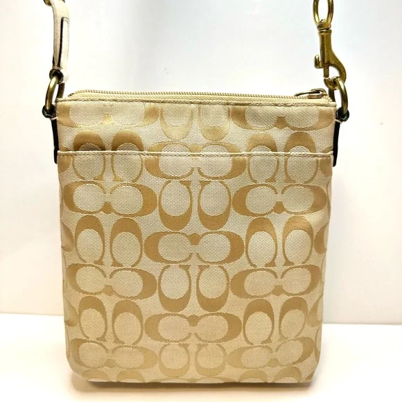 🥥 Authentic Coach Signature Cream/Beige Crossbody Bag - Picture 3 of 9